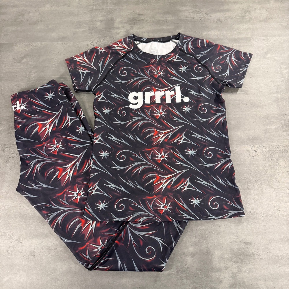 Grrrl Activewear Set Women Chloe Angel Black Red Tribal Graphic Gym Yoga Legging